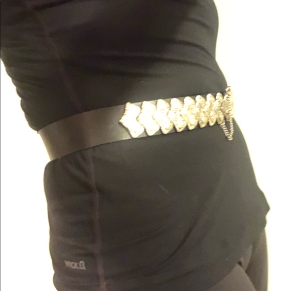 Unique Cairo Leather Belt with Lock - Picture 8 of 10
